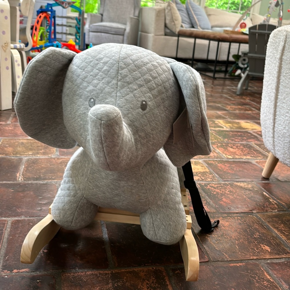 Rocking chair for toddlers. New- Still has tags